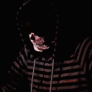 Meet your Posher, Gregory